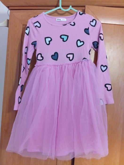 Sukienka dla dziewczynki 128 z tiulem