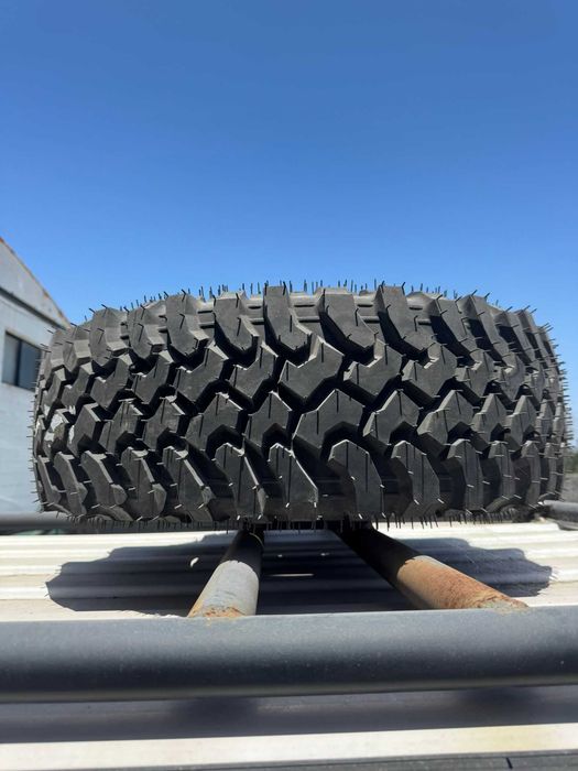 5 Jantes Land Rover Defender com pneus Fedima F Mud 245/75 R16.