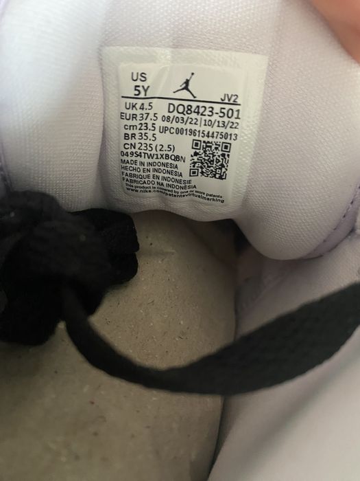 Jordan 1 Mid Barely Grape 37.5 38.5
