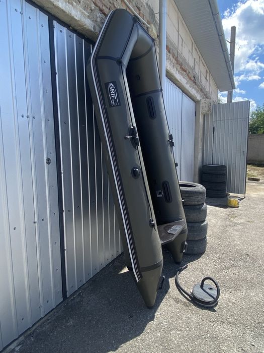 Човен моторний ПВХ Grif boat GLM-270  ЧИТАЙТЕ ОПИС !