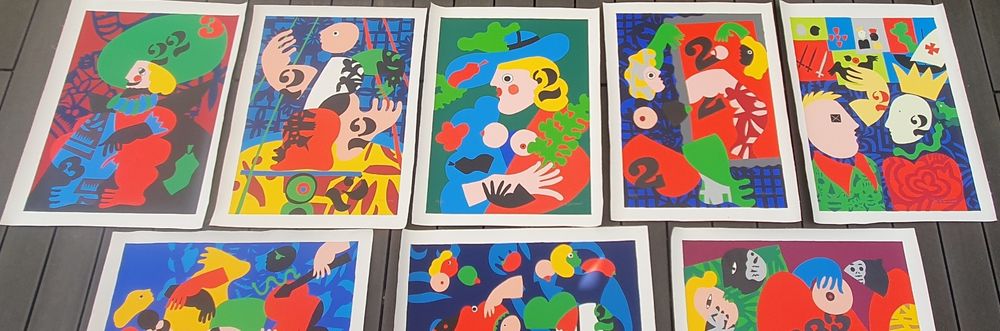 Colecção de serigrafias em tela de José de Guimarães