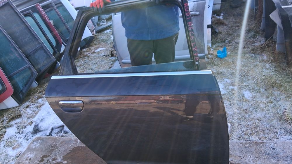 Drzwi prawe tylne Audi A6 C6 sedan