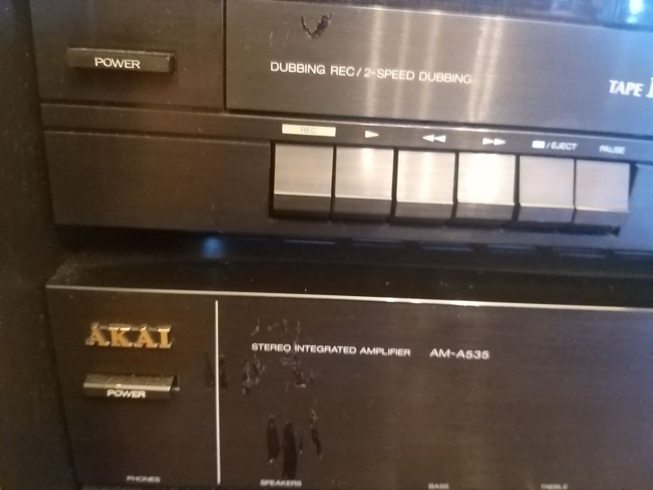 Aparelhagem Akai com movel