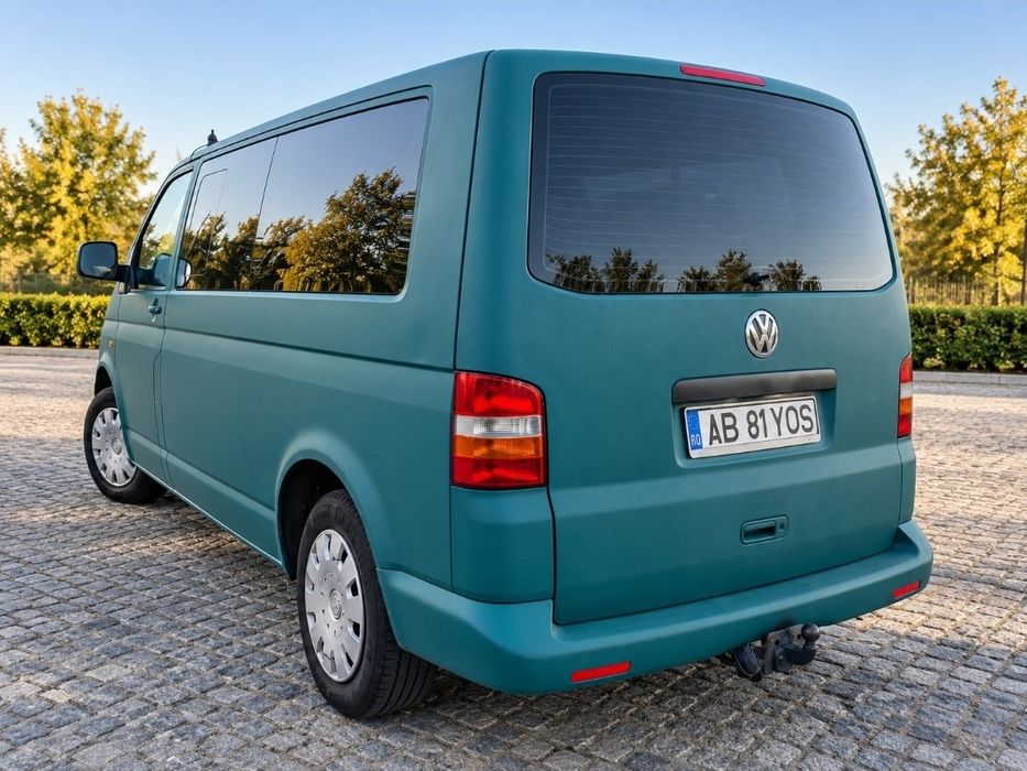 В наявності! Volkswagen Transporter T5. 1,9 TDI. 34.000 грн/місяць. Тільки для діючих військових ЗСУ.  Довга база,  9 місць
