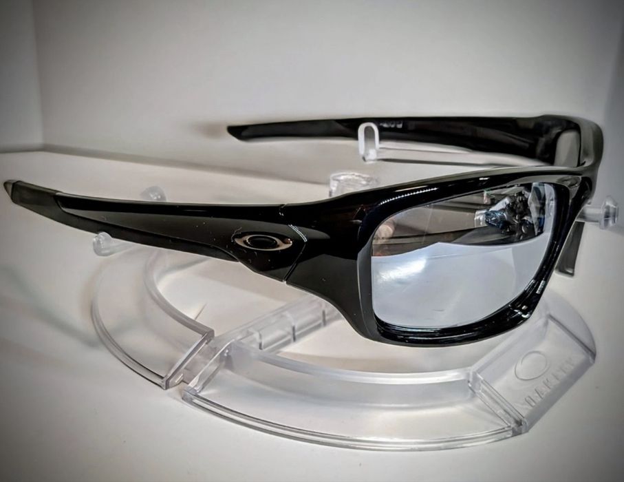 БАЗОВАНІ Oakley Valve  black polarized ОРИГІНАЛ ФОП