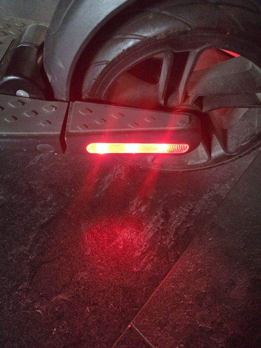 Hulajnoga elektryczna Ninebot Segway