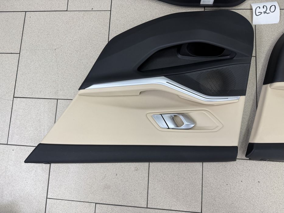 BMW 3 G20 дверні карти з підсвіткою бмв г20 компоект карт