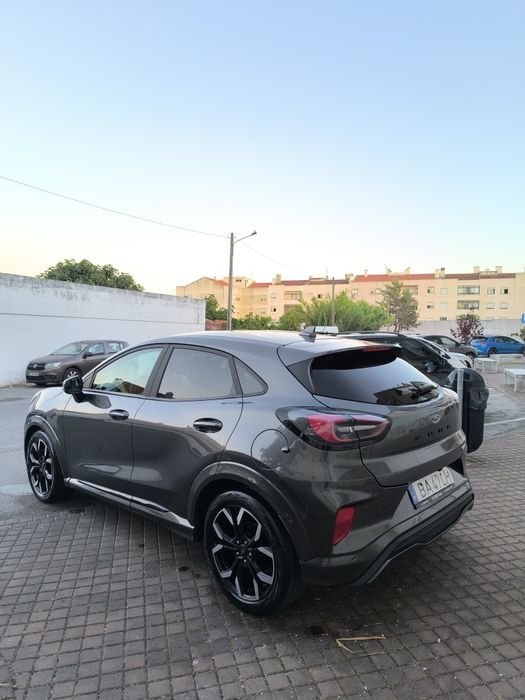 Ford Puma 1.0 EcoBoost ST-Line 2023 - Full Extras + Estaciona Sozinho
