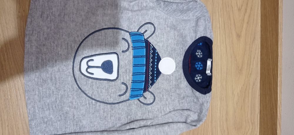 Bluzka polarowa z misiem rozmiar 98-104