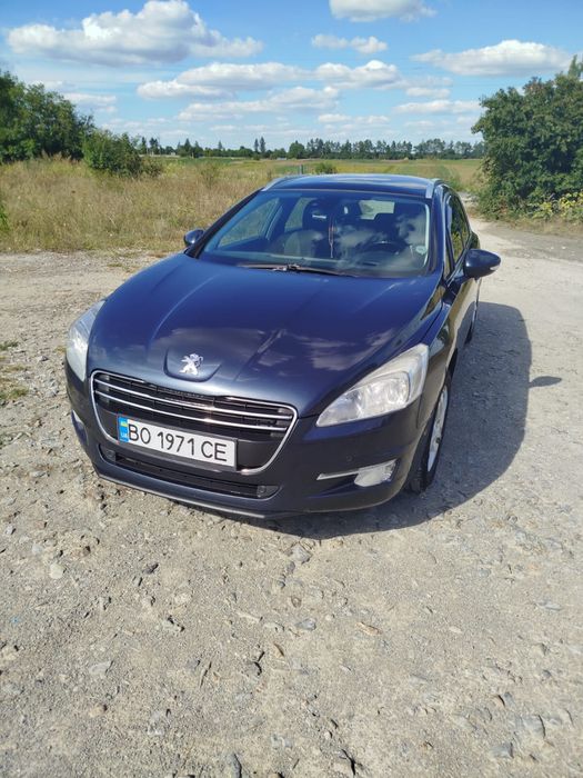 Автомобілт Peugeot 508sw