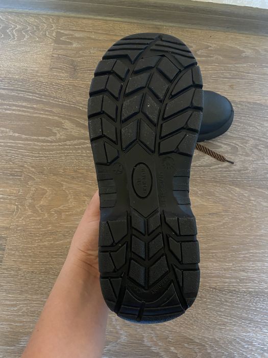 Строительные ботинки