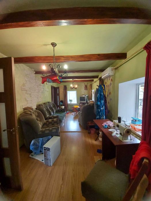 Продаж будинку. Комунарський район