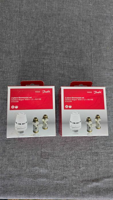 Zestaw termostatyczny Danfoss z głowicą Regus prosty 015G5308
