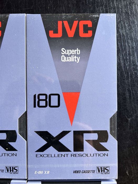 Видеокассеты новые.