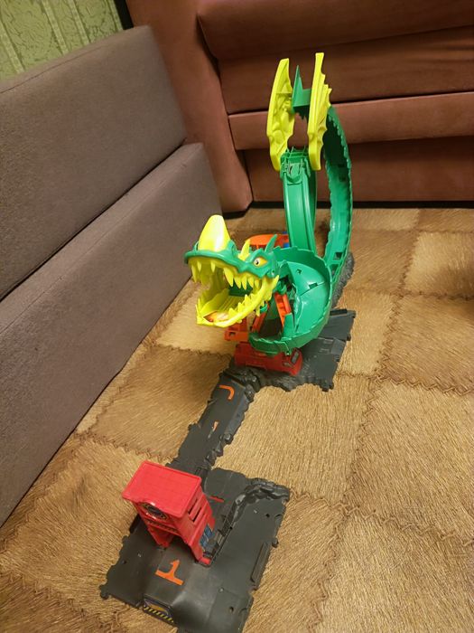 Hot Wheels треки