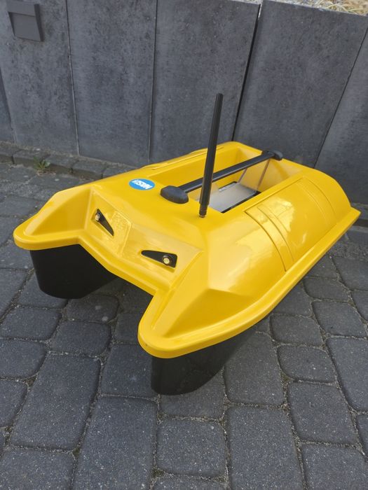 Łódka zanętowa Magnum toslon tf500