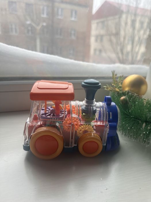 продам музыкальный поезд
