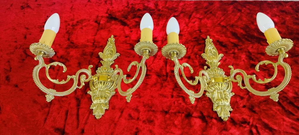 Piekne stylowe mosiężne palacowe kinkiety