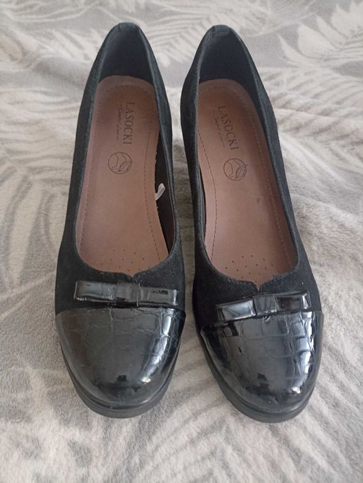 buty koturn Lasocki 40