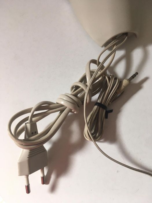 Wired Speaker Columns422975114670909443