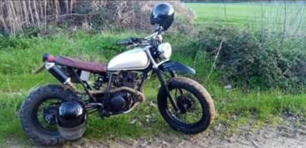 Yamaha tw 125 café racer