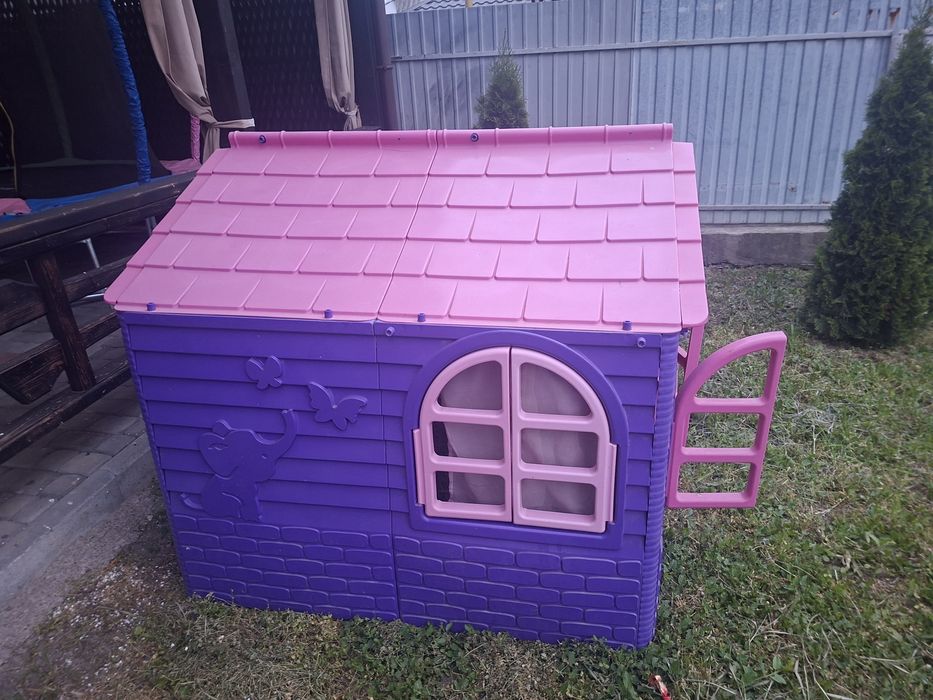 Продам детский домик  3000гр