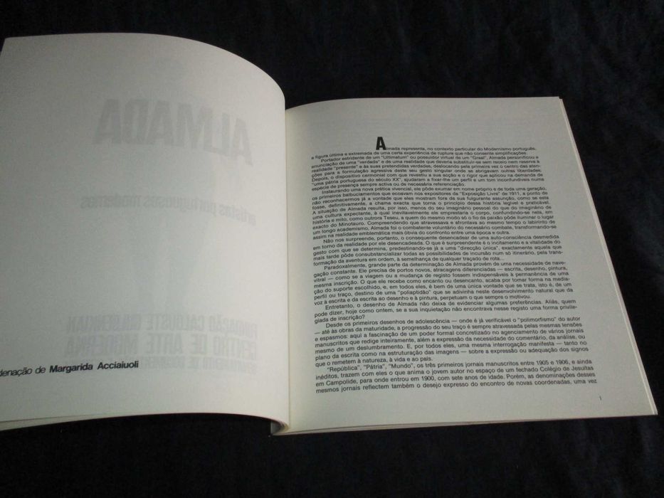Livro Artistas Portugueses Modernos 1 Almada com 12 Slides
