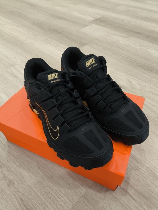 Nike Reax sneakersy męskie rozmiar 42.5