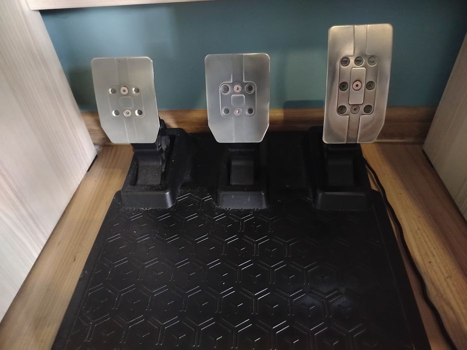 Thrustmaster T248