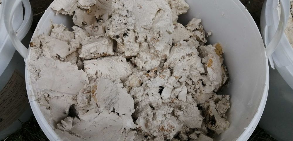 Wapno karbidowe, dołowane