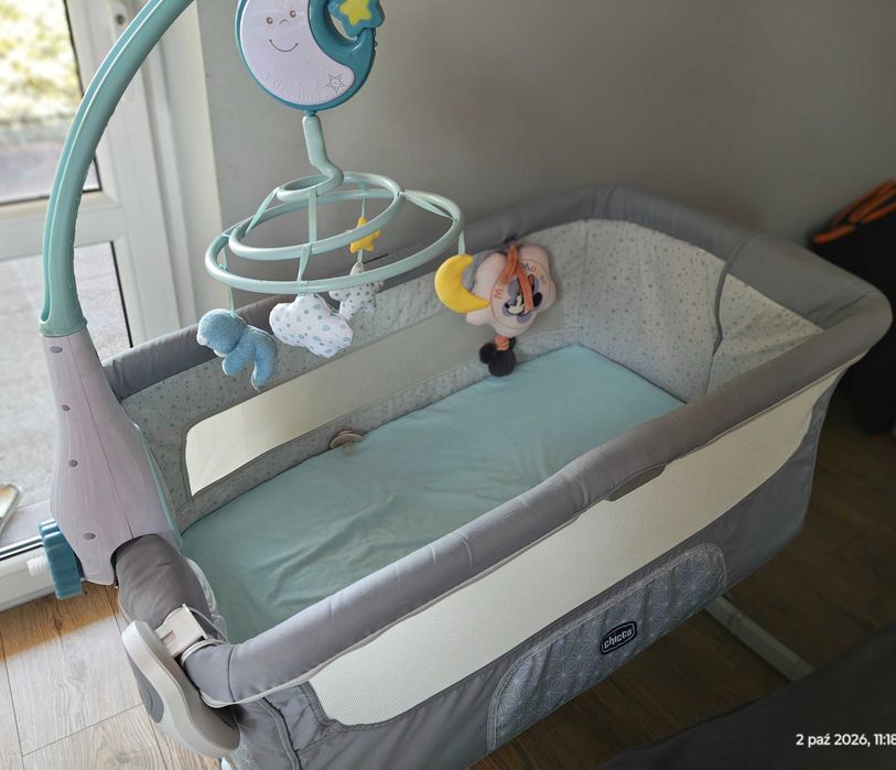 Chicco Next2Me Dream łóżeczko dziecięce + karuzela gratis