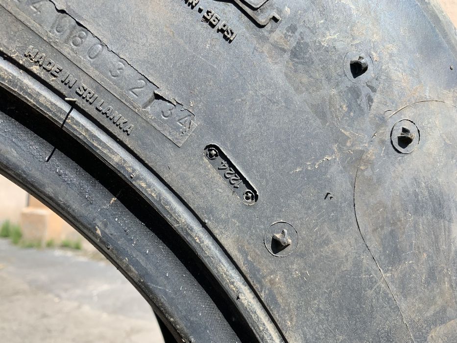 Шина 15.5/80-24 або 400 80 24 Camso 2024 рік 15.5 80 24