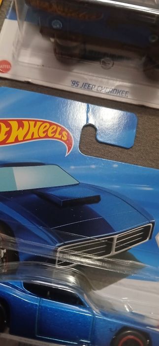 Hot Wheels Diversos para troca ou venda