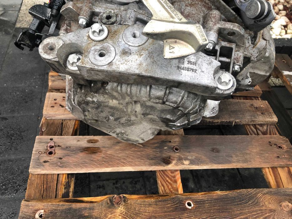 Skrzynia zafira vectra OPEL ASTRA H III 1.9 CDTI M32