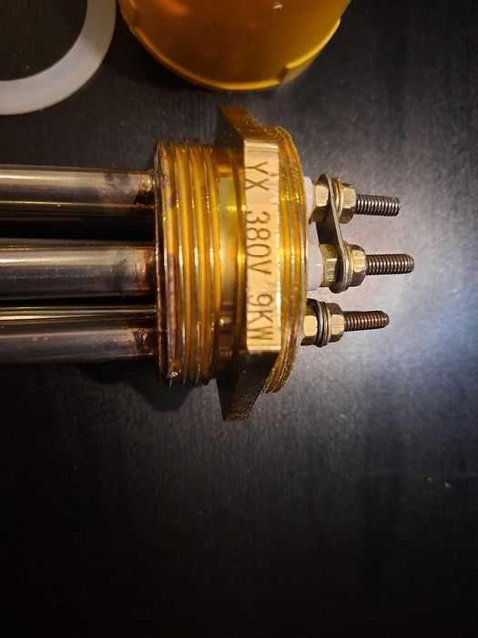 Grzałka 9 kW 400V DN40 6/4 300mm nowa