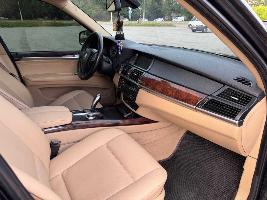 Продам BMW X5 2007