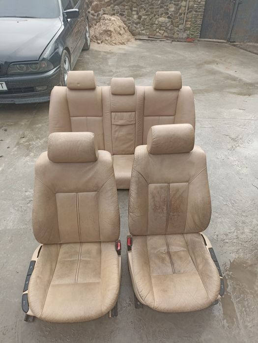 Комплект сидінь з BMW E39 седан бежевий колір