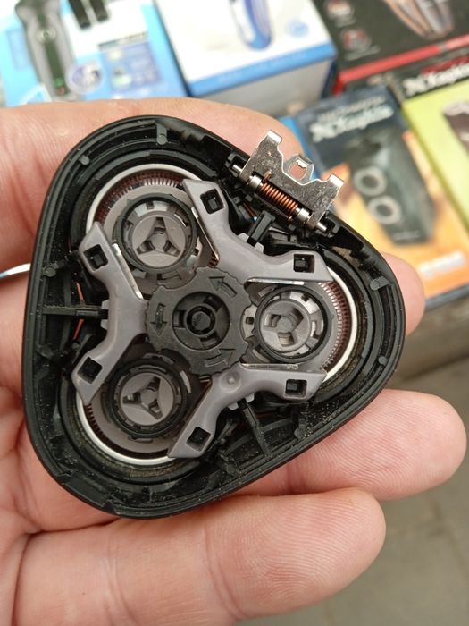 Сменная насадка для бритвы Philips.1000серии 2х видов.