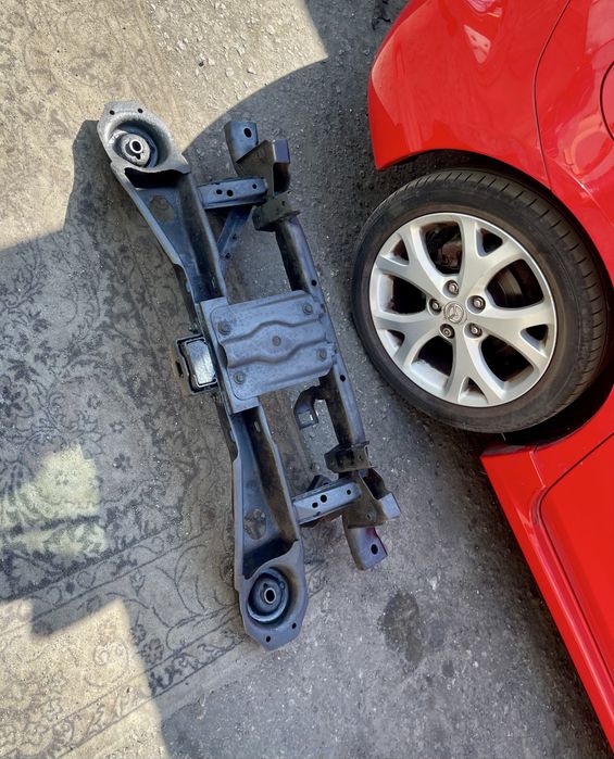 Подрамник Mazda 3 bk РОЗБОРКА