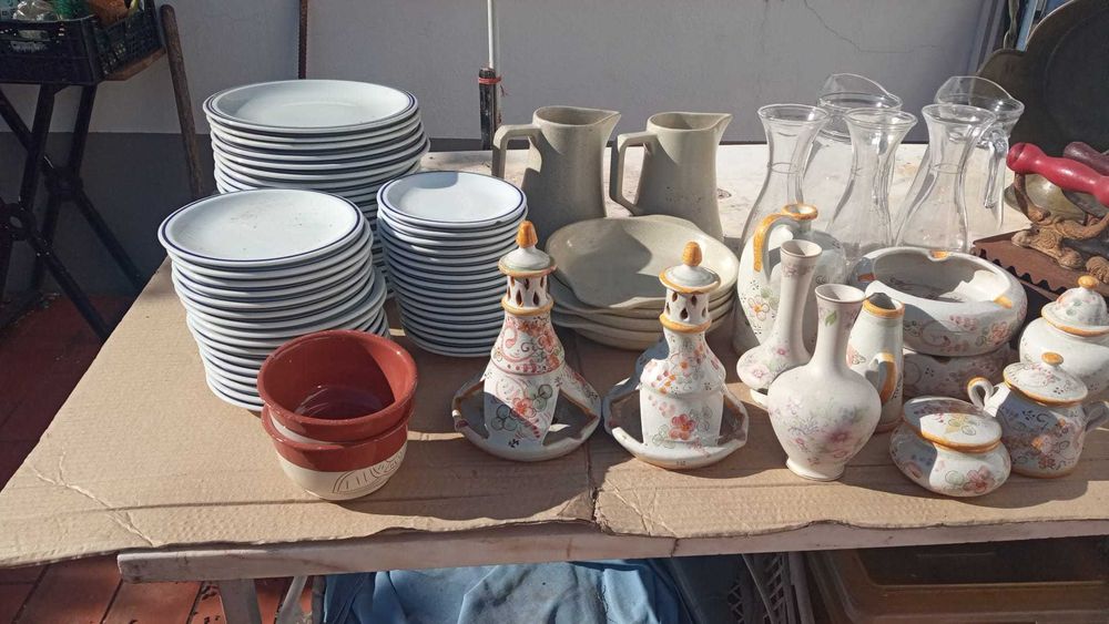 Loiça e artigos de decoração de restauração