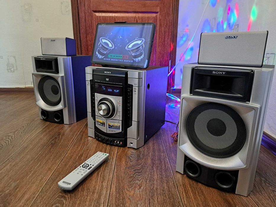 Музыкальный центр Sony MHC-GNZ88D/3-х/320Ват/BT/AUX/USB/Караоке/+видео