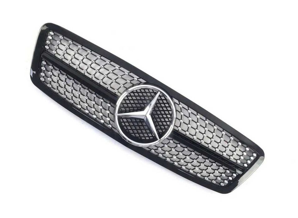 Решетка рад. AMG ст.SL BLACK Chrome Full BLACK Full CHROME Mercedes-Benz C-Class W203 00-07год.