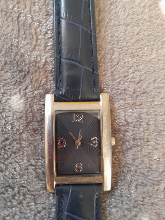 Zegarek damski na rękę