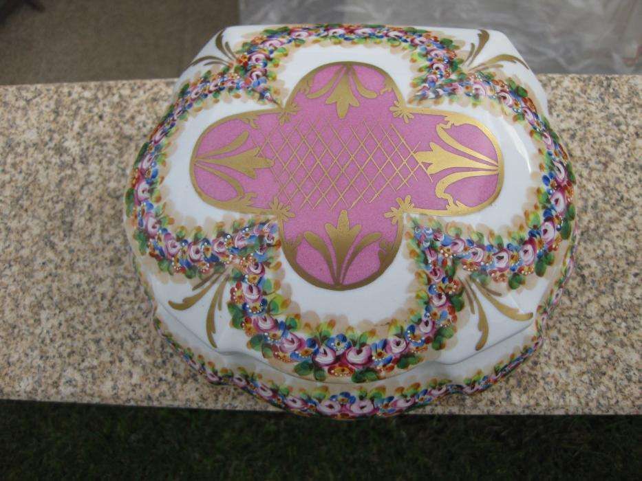 Conjunto de Quarto Rosa e Dourado/Impecável!