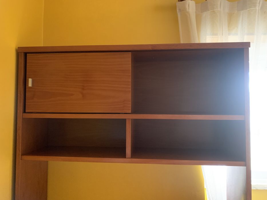 Large Desk, Like New64738772647170122