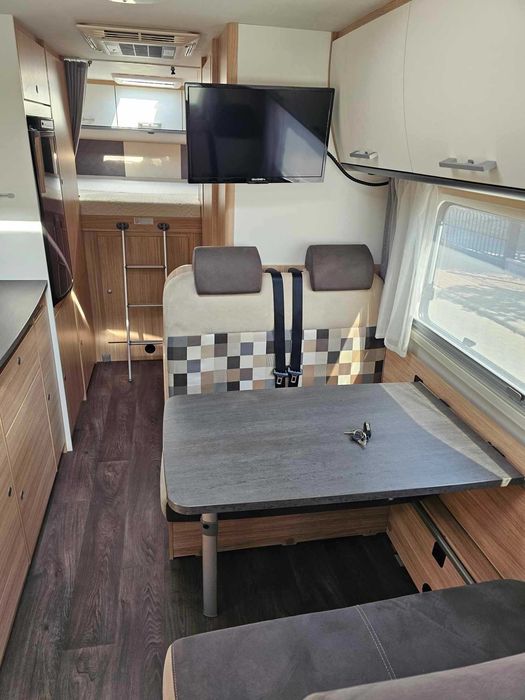 Wynajem kampera SUNLIGHT A70 6 osobowa alkowa.WOLNY