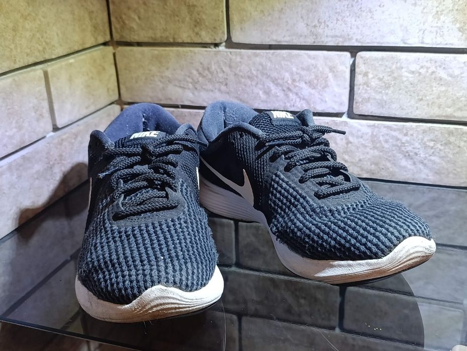 Кросівки Nike Revolution 4 Black