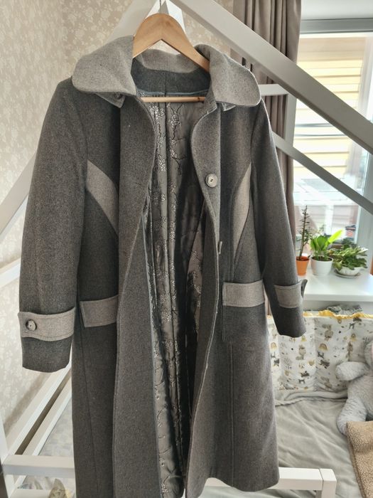 Шерстяне пальто, стан нового