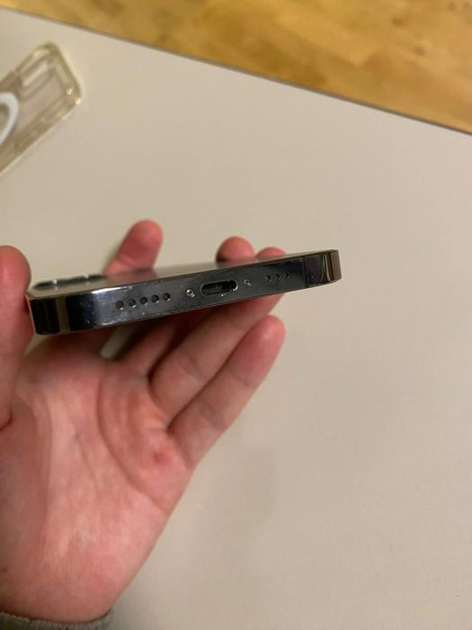 Продаю iphone 12pro 128gb 80%