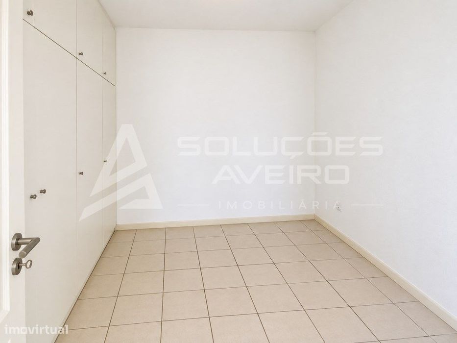 Apartamento T2+1 No Coração De Águeda | Garagem E Elevador